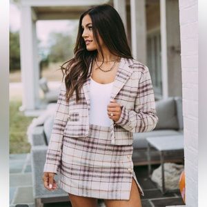 Medium, HYFVE Blazer/Skirt set